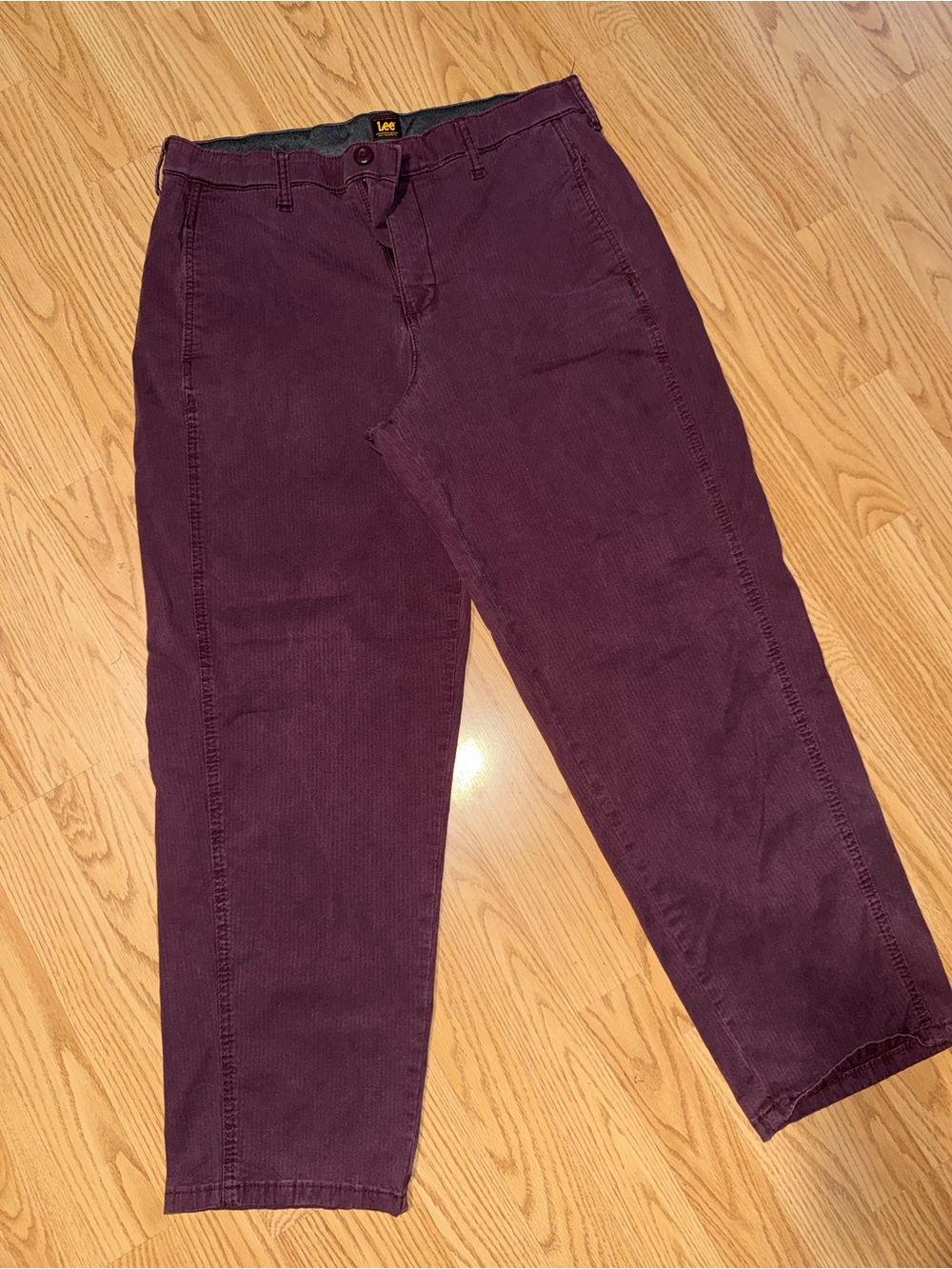 Lee Womens Size 14 Medium Burgundy Pants Baggy Relaxed Fit Stretch Straight Leg